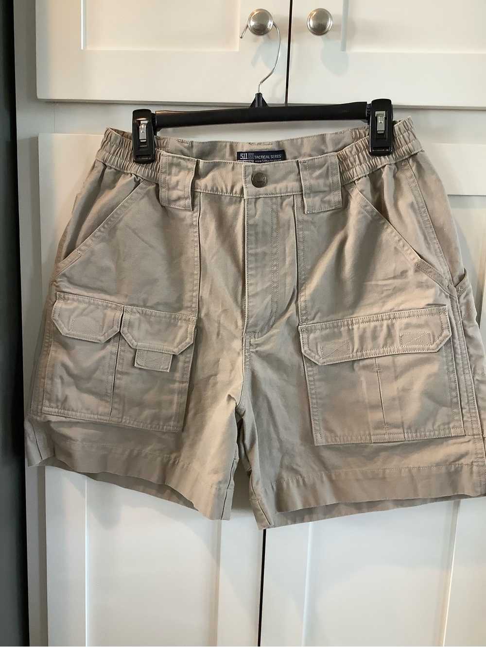 NEW 5.11 Tactical Men's Khaki Shorts - Size- US 32